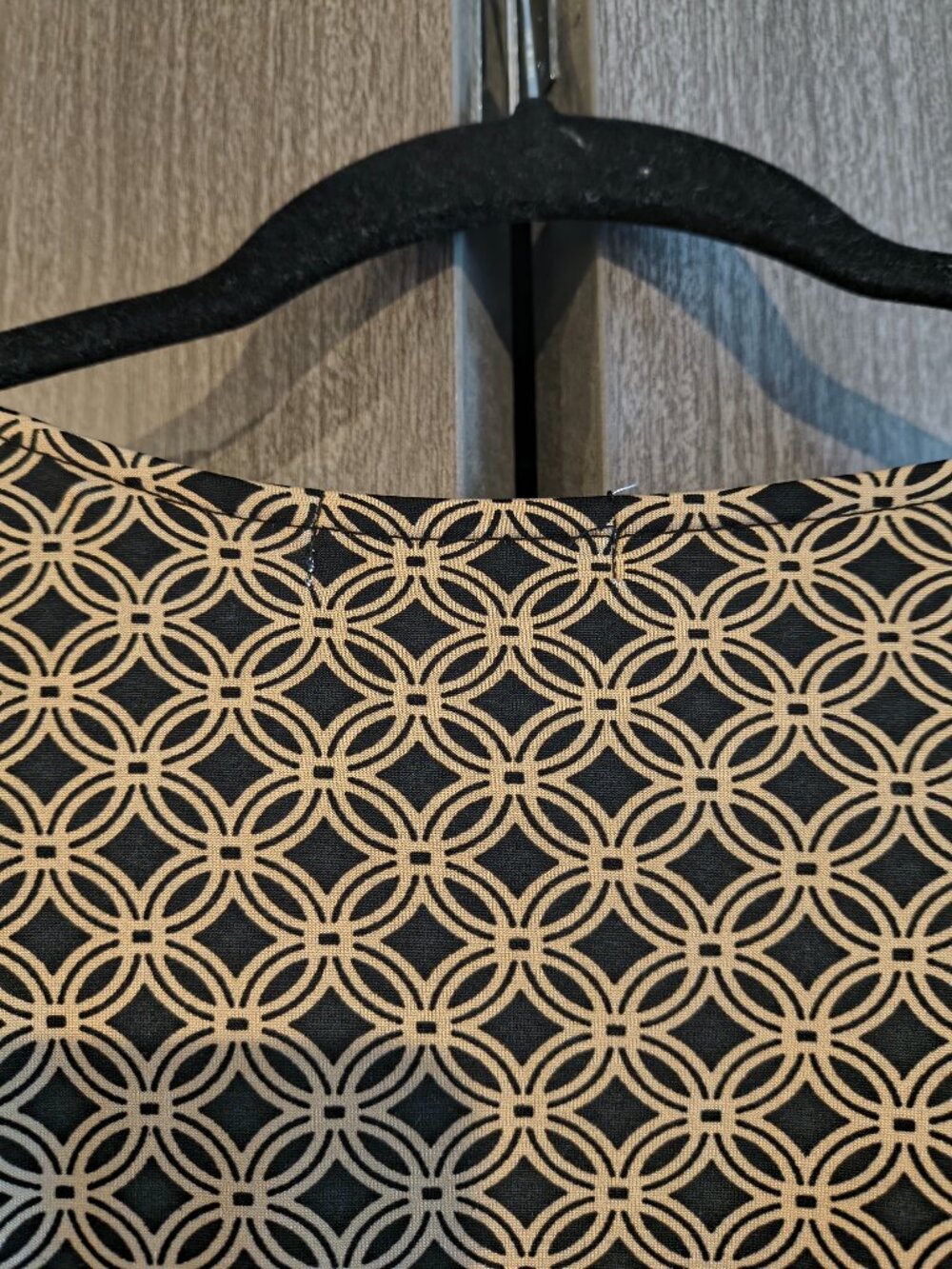 Notations Black Beige Short Puff Sleeve Scoop Neck Blouse Office Casual Medium - Picture 7 of 8